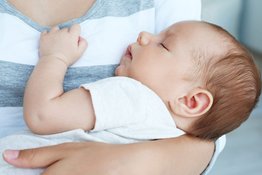 Những kỹ thuật vỗ về để ru trẻ ngủ say