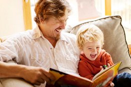 Cách chọn và đọc sách cho trẻ 0-2 tuổi