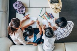 Những điều cơ bản nhất bố mẹ cần biết về Homeschool là gì?