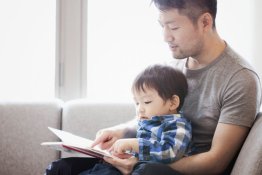 Dạy trẻ đọc diễn cảm với 8 cách cực đơn giản