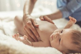 3 điều bố mẹ cần lưu ý khi chăm sóc da cho trẻ em