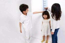 Bé suy dinh dưỡng thấp còi phải làm sao?