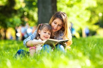 Những lời khuyên để bố mẹ đọc sách hiệu quả cho trẻ theo từng độ tuổi