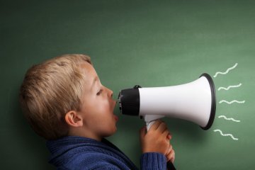 Các cách giúp thúc đẩy sự phát triển ngôn ngữ và giao tiếp của trẻ