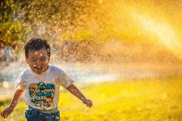 Các hoạt động vui chơi phù hợp cho trẻ theo từng độ tuổi