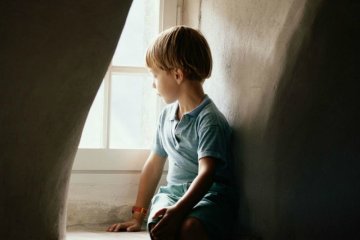 Những dấu hiệu bệnh tâm lý ở trẻ và các cách điều trị phổ biến