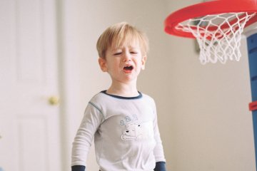 7 cách giúp trẻ không trở thành “người thua cuộc xấu tính”