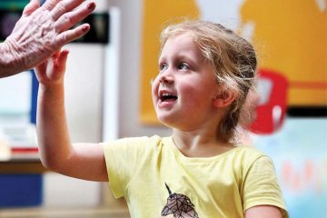 Các cột mốc phát triển ngôn ngữ của trẻ 1-4 tuổi