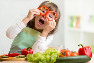 “Mách” bố mẹ 7 mẹo giúp bé ăn nhiều rau hơn