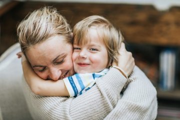 “Cài đặt” tư duy tích cực cho trẻ: 6 bí quyết bố mẹ nên làm theo