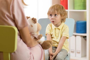 Chứng rối loạn ngôn ngữ biểu hiện phát triển ở trẻ và những điều bố mẹ cần biết