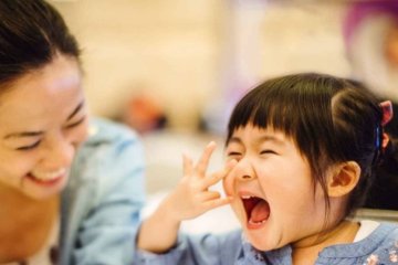 4 cách đơn giản để khích lệ bé học tiếng Anh