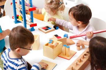 Dạy trẻ thông minh sớm với 5 phương pháp giáo dục tiên tiến