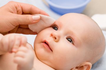 Cách trị mụn sữa ở trẻ sơ sinh hiệu quả bố mẹ nào cũng nên biết