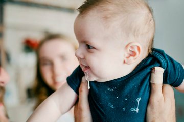 Trào ngược dạ dày thực quản ở trẻ sơ sinh - Bố mẹ không nên bỏ qua!