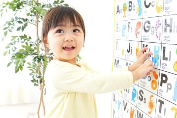 Cách dạy bé học chữ cái hiệu quả không phải bố mẹ nào cũng biết