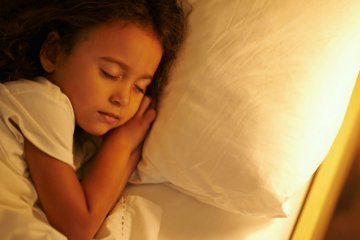 Cách giúp trẻ ngủ sớm không phải bố mẹ nào cũng biết!