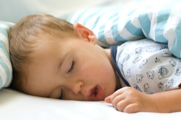 Ngủ ngáy ở trẻ em có phải hiện tượng đáng lo ngại?