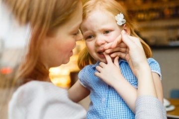 Dấu hiệu cho thấy trẻ bị lạm dụng tình dục mà bố mẹ không nên bỏ qua