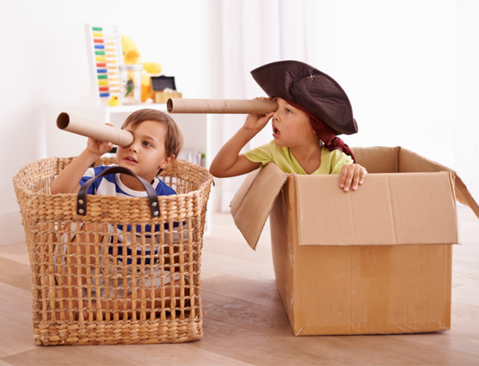 Bố mẹ nên cho trẻ chủ động tham gia một số hoạt động phát triển trí tưởng tượng của trẻ. Phát triển trí tưởng tượng của trẻ bằng nhiều hoạt động