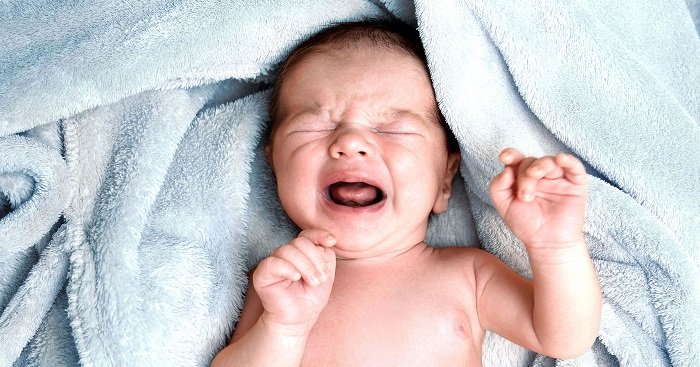 40% trẻ nhỏ sau khi ra đời sẽ gặp phải tình trạng khóc dạ đề ở trẻ sơ sinh