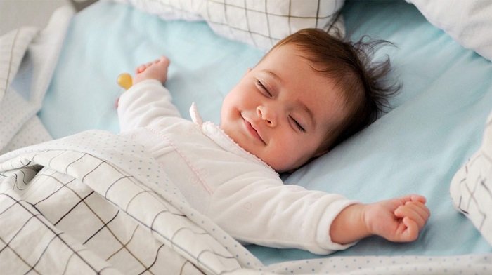 Nhiều bố mẹ không biết tại sao trẻ sơ sinh ngủ nhiều.
